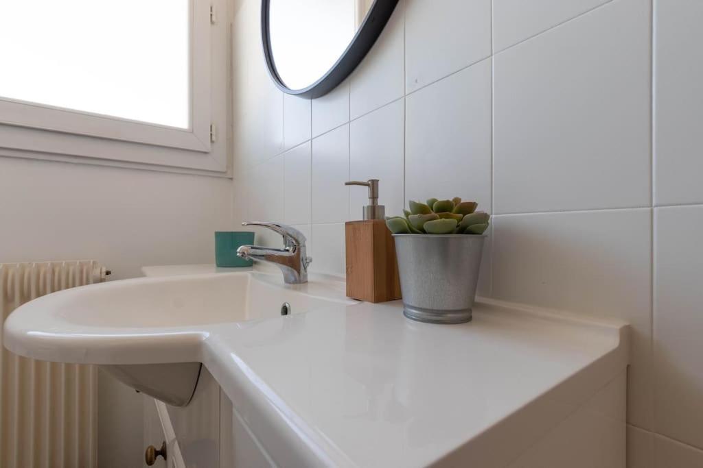 Cabana & Grand Appartement Cosy - Parking & Balcon Villefranche-sur-Saône Exterior foto